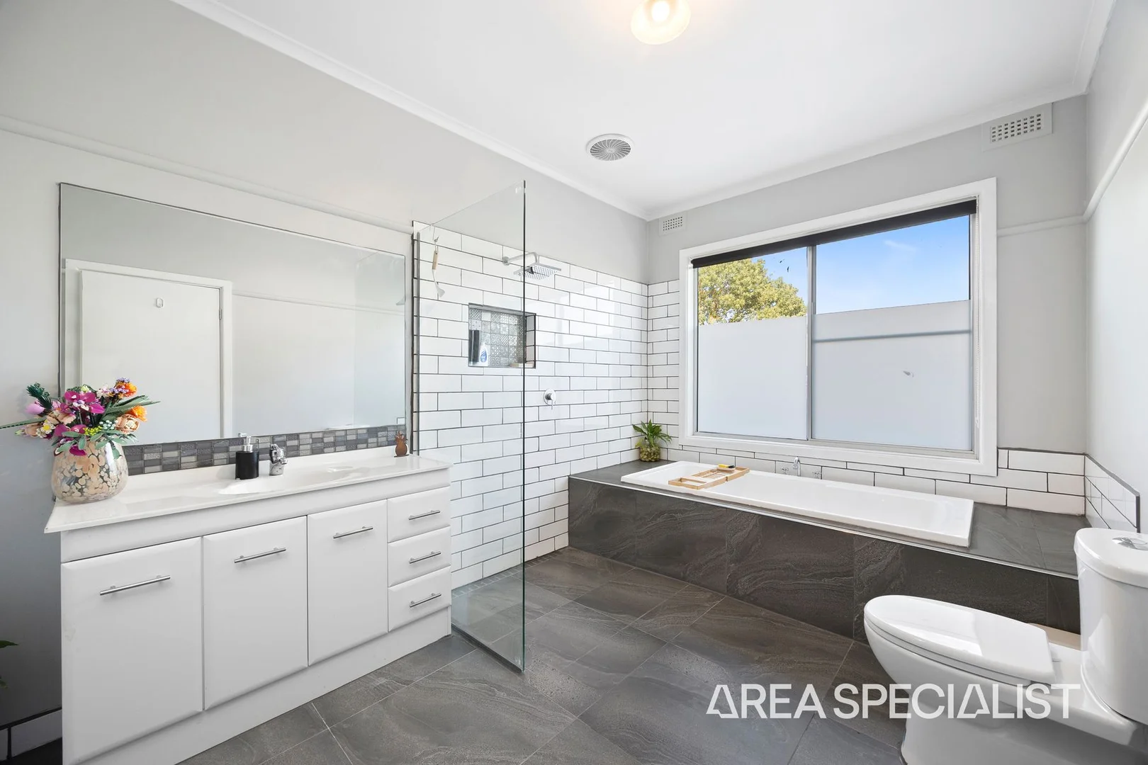 Additional image 18 of 5 Petersen Street, Korumburra VIC 3950