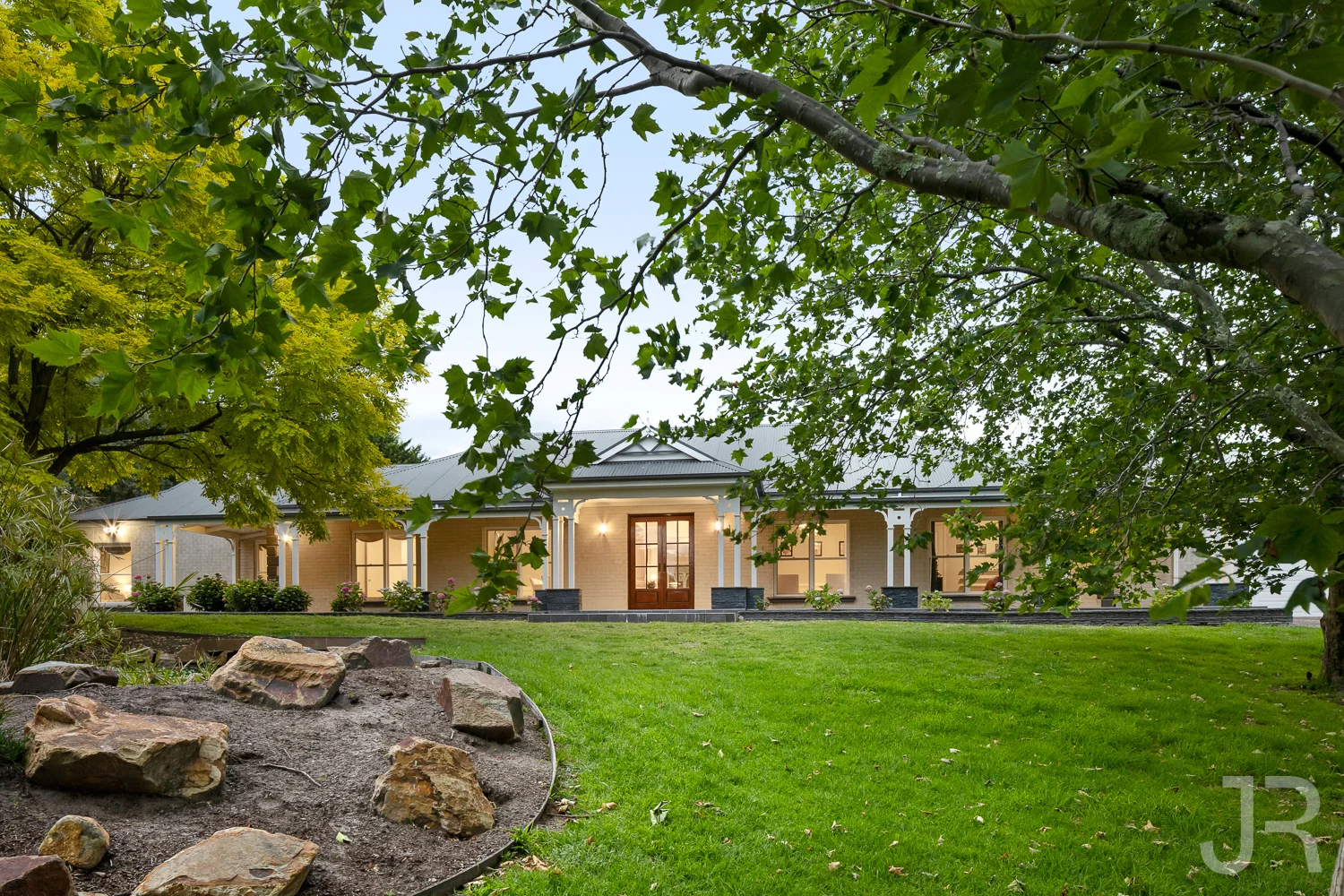 Additional image 25 of 14-16 Cloverfield Close, Berwick VIC 3806