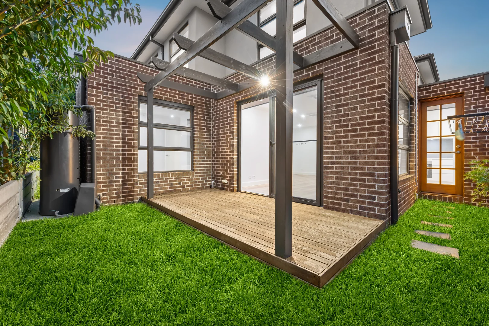 Additional image 15 of 3/14 Carwarp Street, Macleod VIC 3085