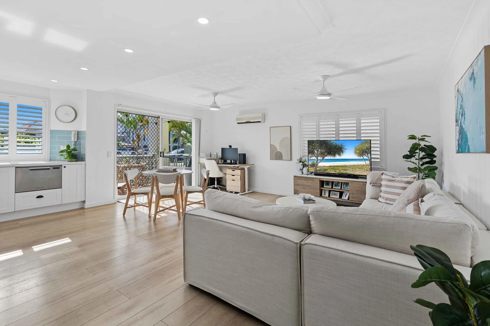 Additional image 5 of 1/2311 Gold Coast Highway, Mermaid Beach QLD 4218