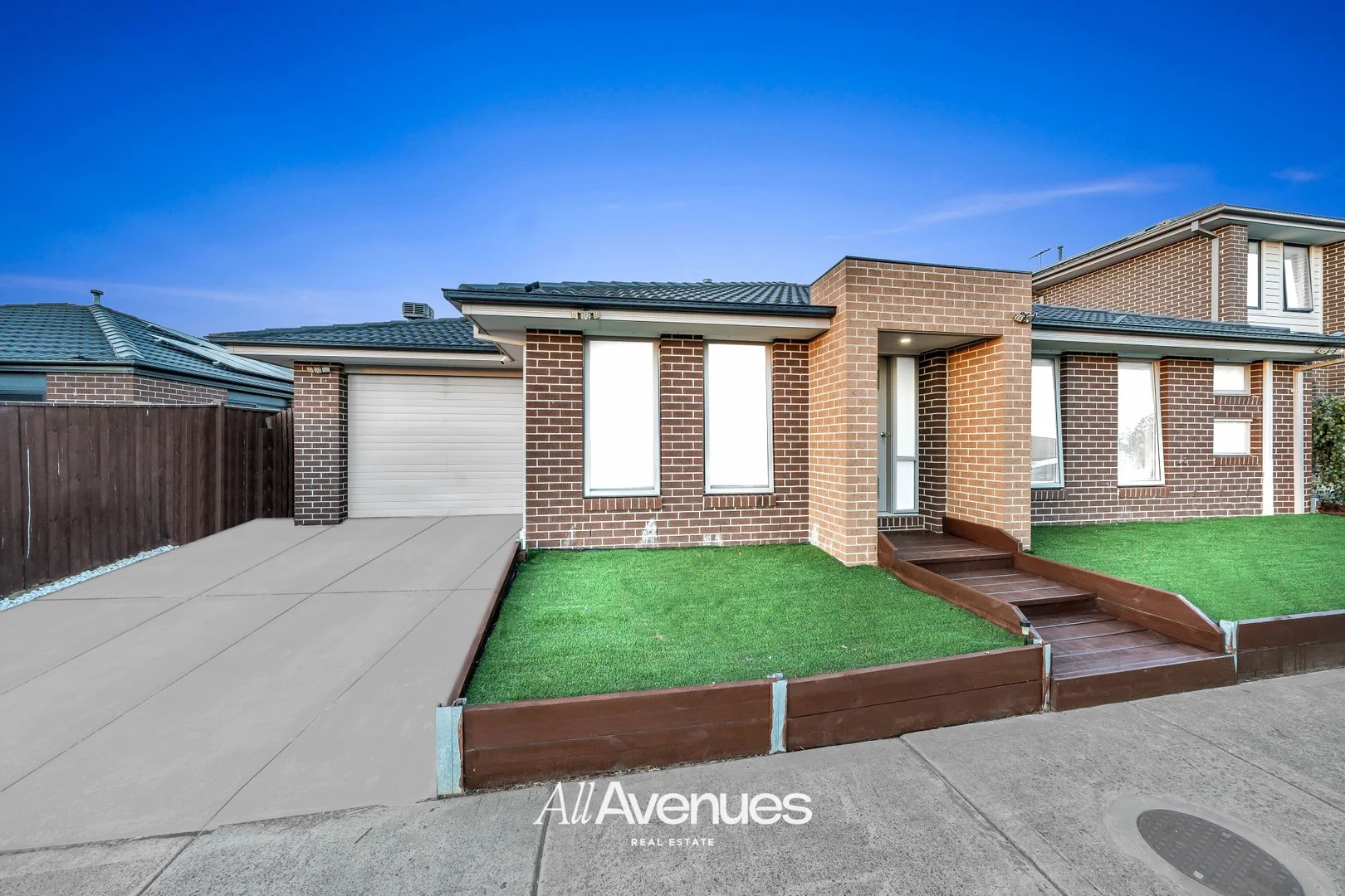 24 Mayflower Drive, Cranbourne West VIC 3977