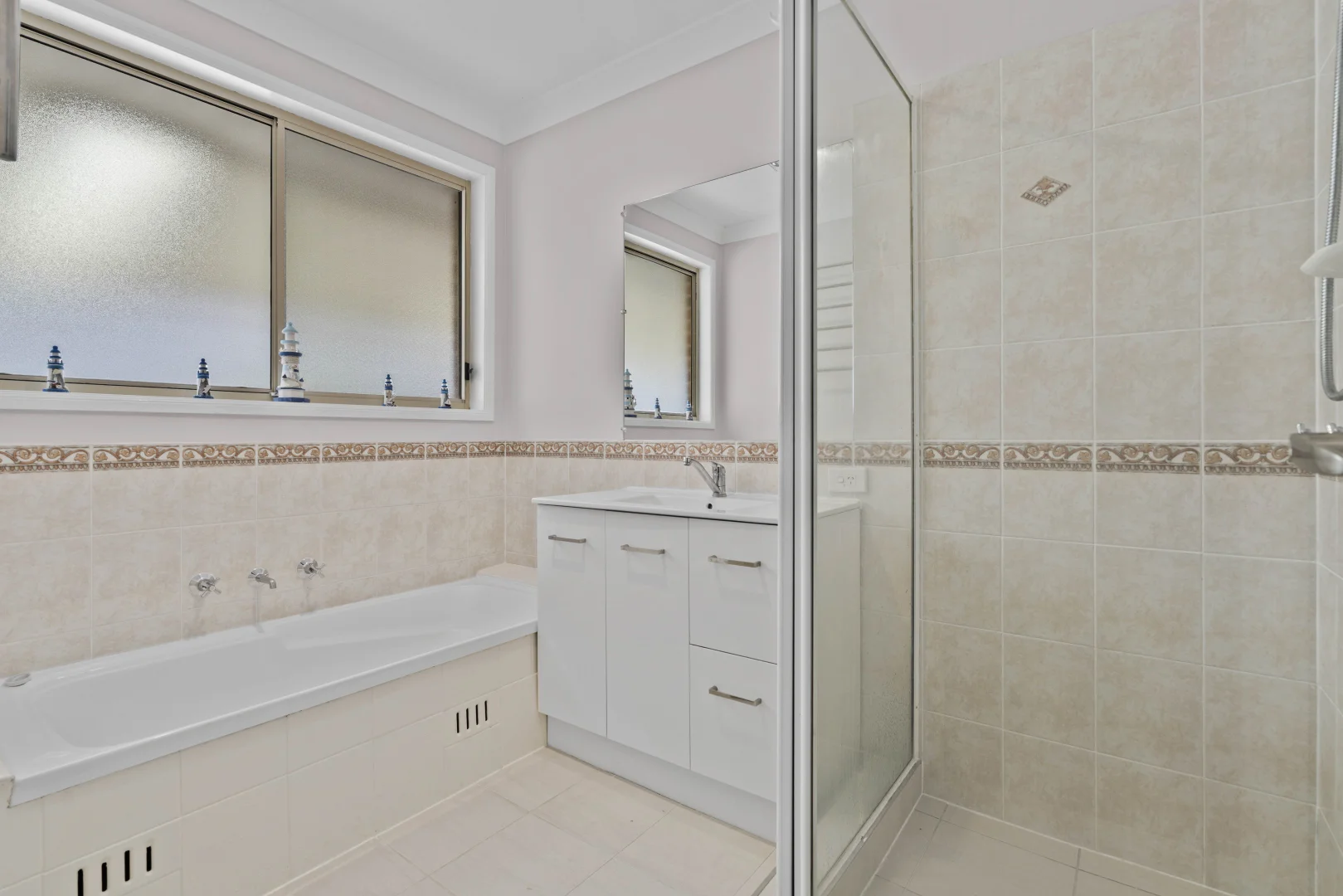 Additional image 10 of 1 Fernhill Avenue, Hamlyn Terrace NSW 2259