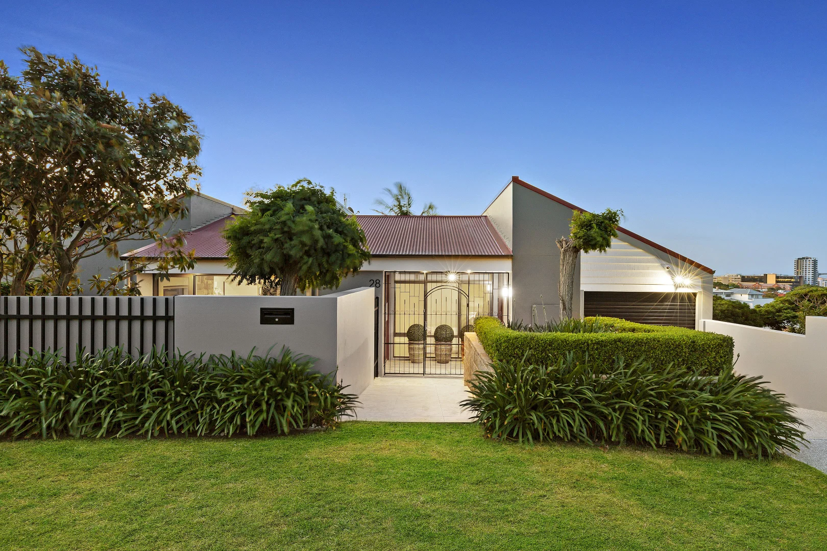 Additional image 2 of 28 Light Street, Bar Beach NSW 2300