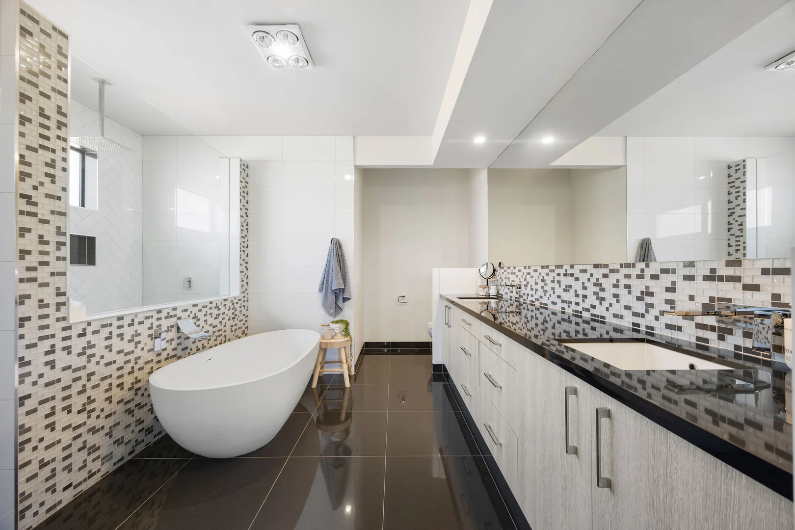 Additional image 13 of 2 Burkella Close, Mount Clear VIC 3350