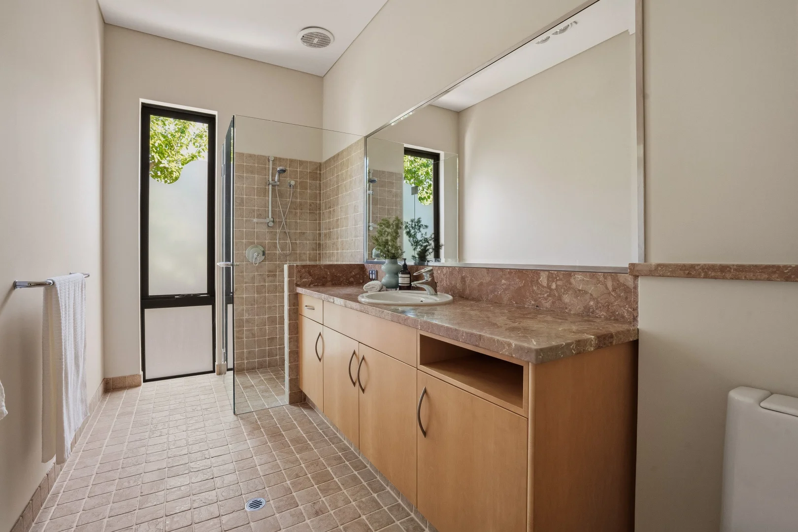 Additional image 27 of 64 Thomas Street, Nedlands WA 6009