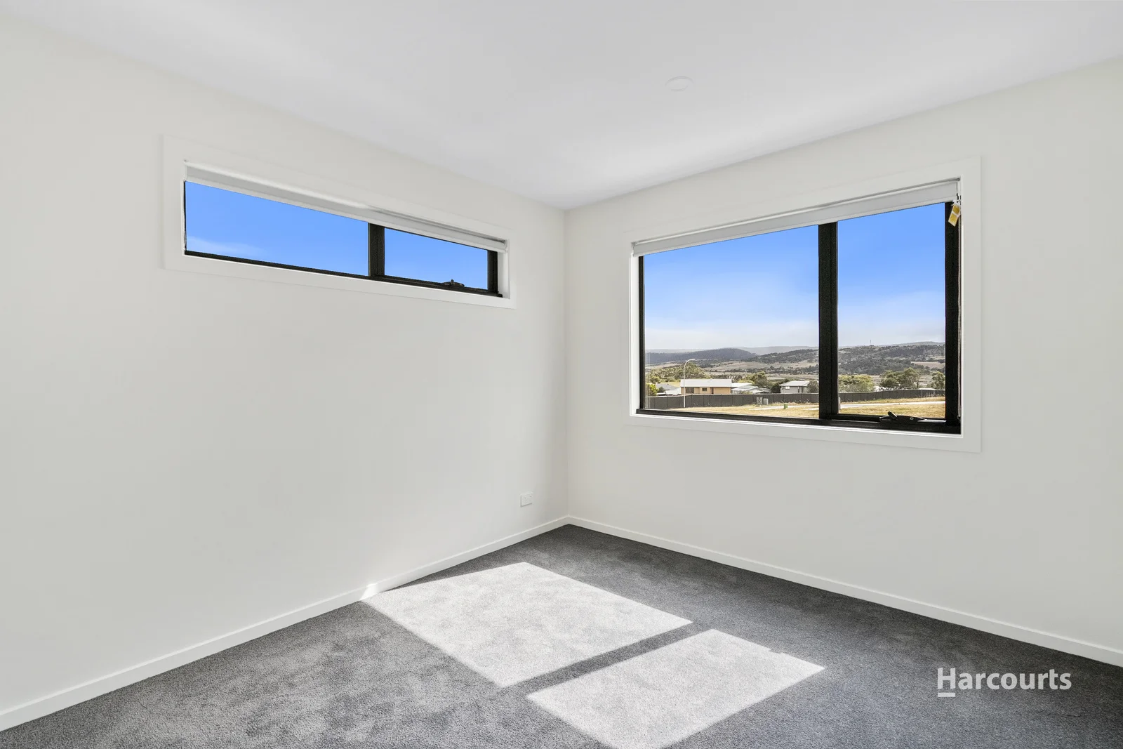 Additional image 12 of 1 & 2/32 Sunningdale Close, Midway Point TAS 7171