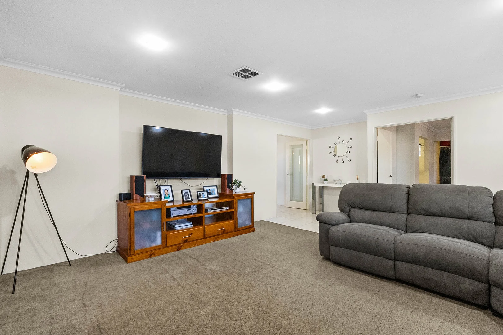 Additional image 19 of 32 Florida Drive, Landsdale WA 6065