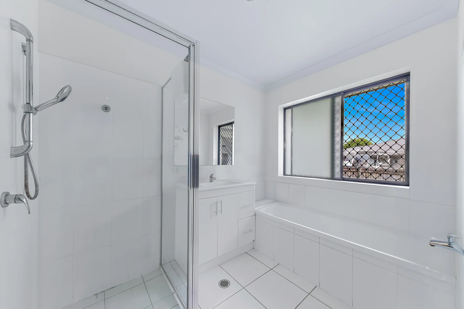 Additional image 12 of 4 Keel Court, Cannonvale QLD 4802