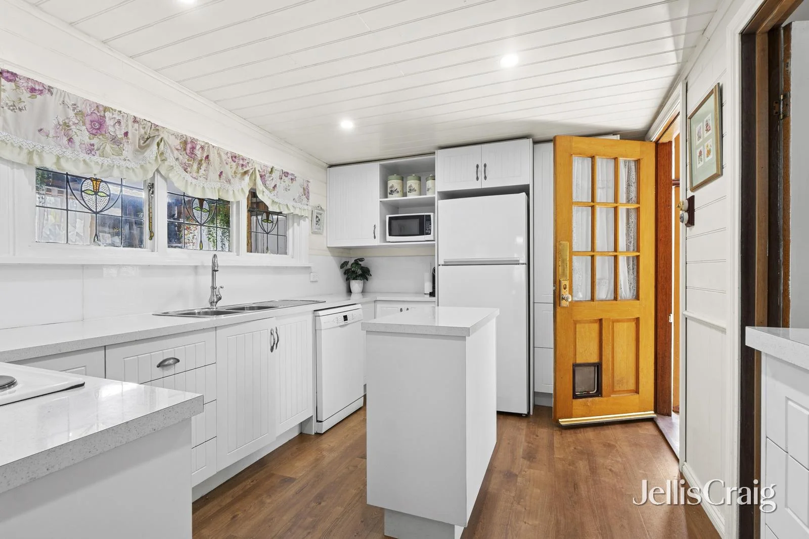 Additional image 11 of 9 Campbell Street, Newstead VIC 3462