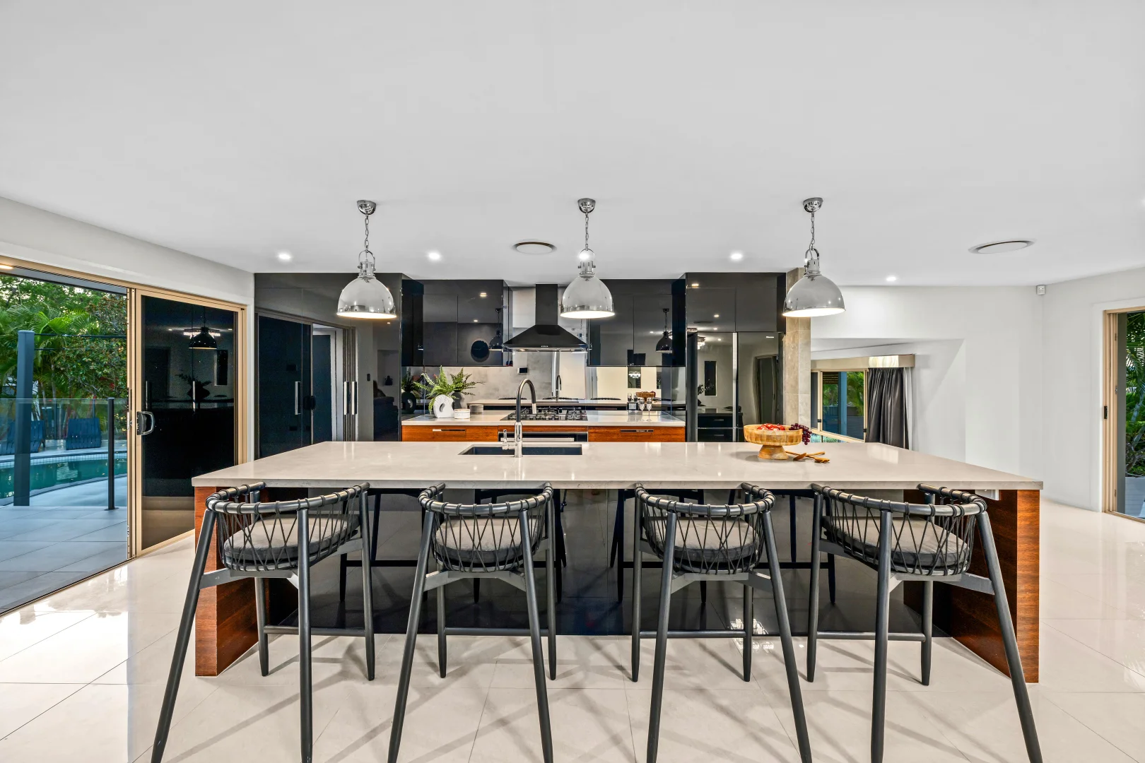 Additional image 17 of 4 Riverdowns Crescent, Helensvale QLD 4212