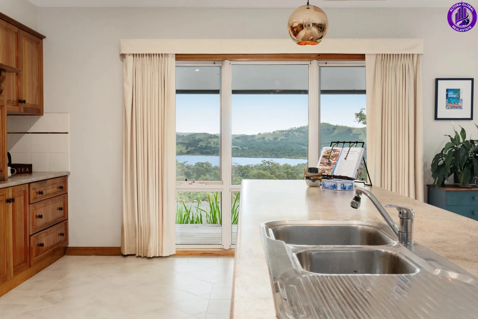 Additional image 7 of 35 Hollams Road, Mansfield VIC 3722