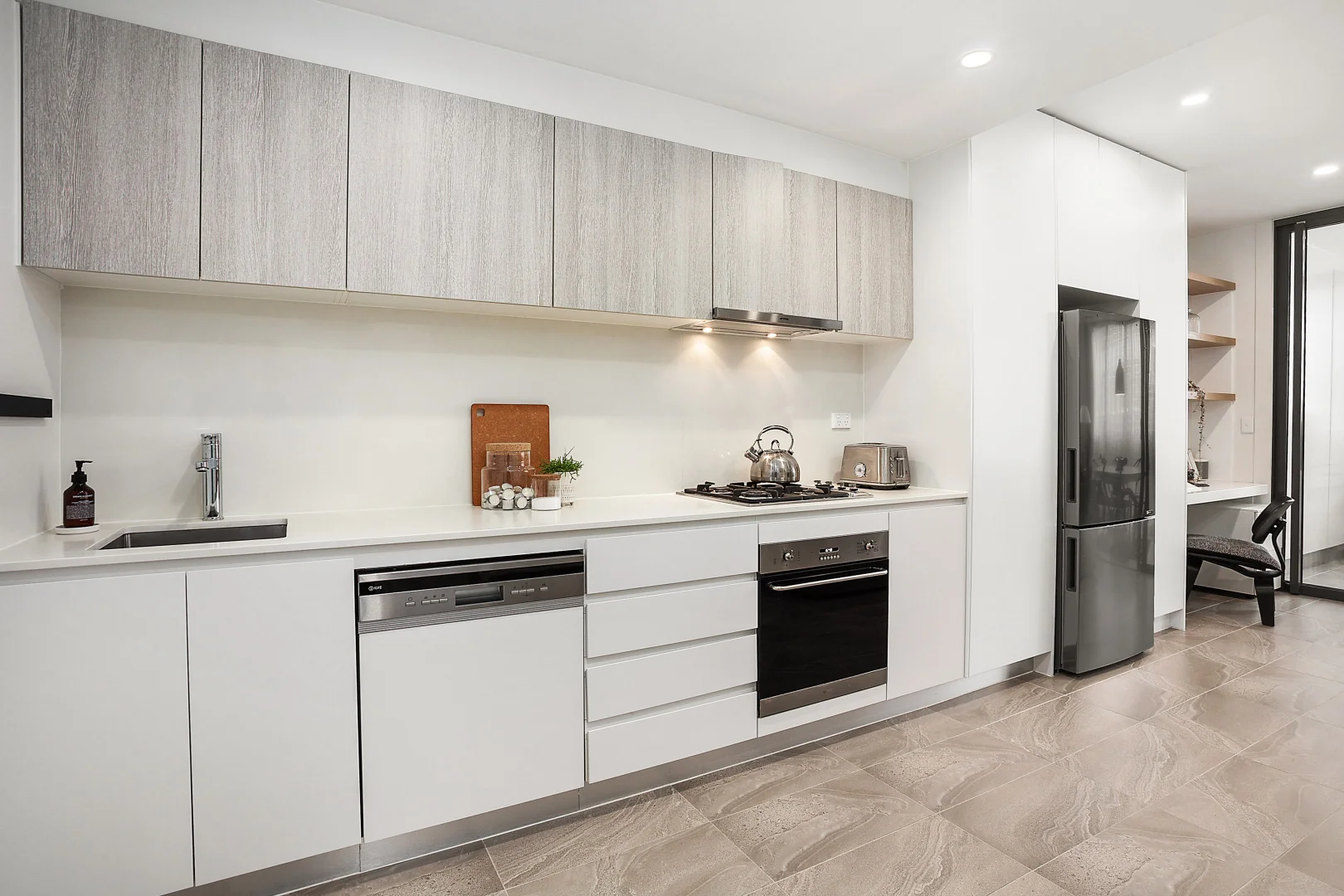 Additional image 4 of 308/23 Pacific Parade, Dee Why NSW 2099