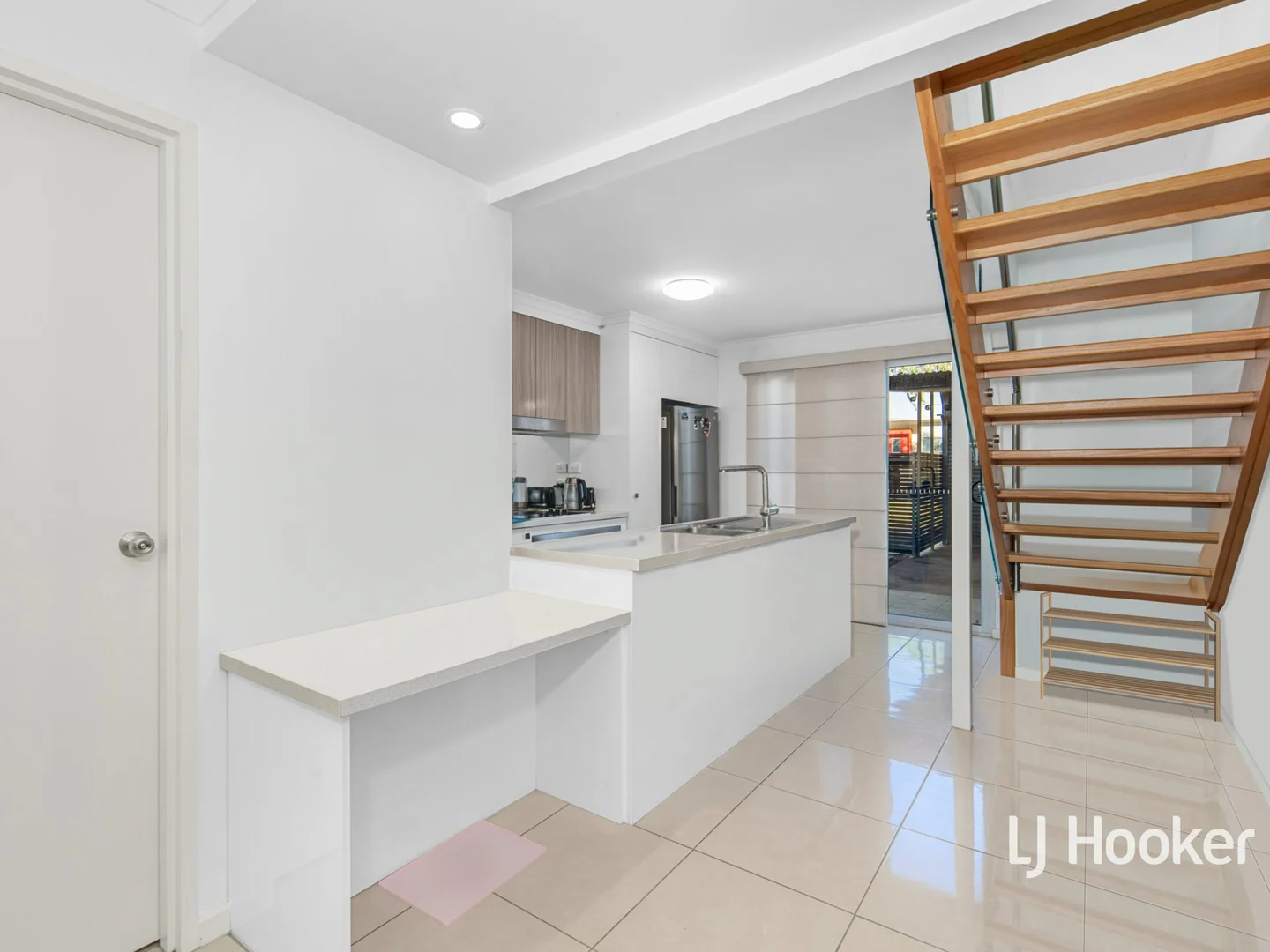 Additional image 6 of 39/70 Palm Circuit, Ross NT 0873