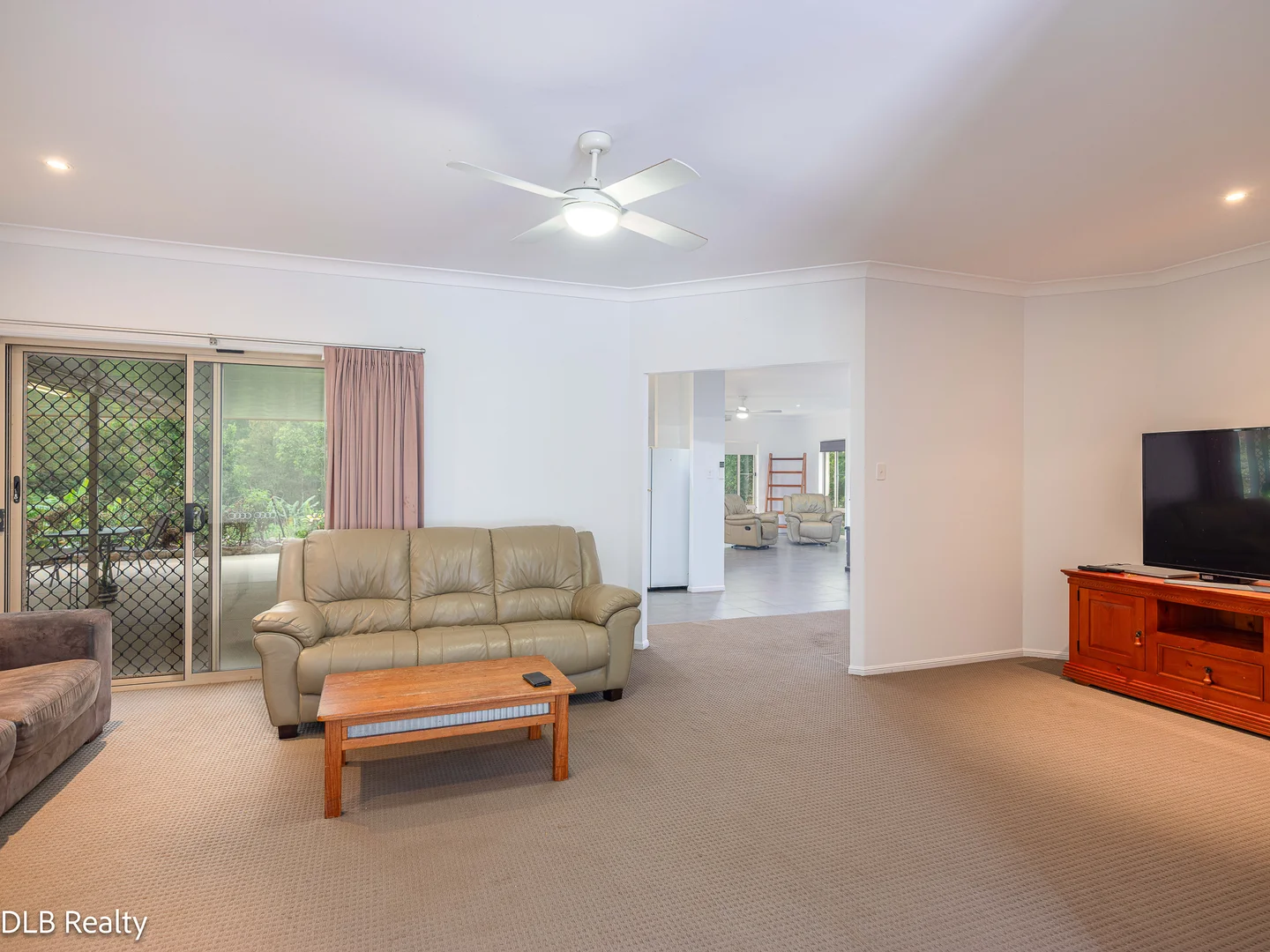 Additional image 11 of 111 Old Veteran Rd, Veteran QLD 4570