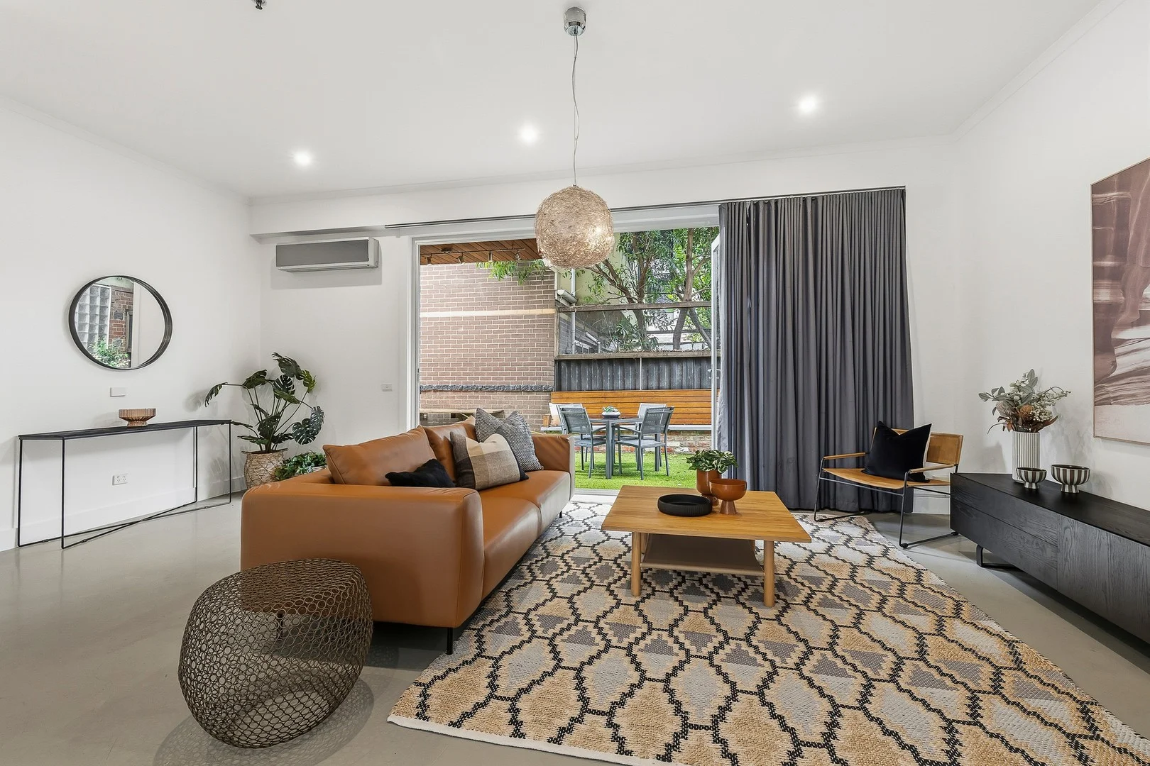 8/113 Ballarat Road, Footscray VIC 3011