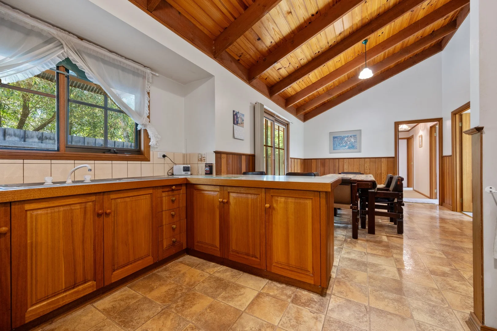 5 Bunurong Court, Inverloch VIC 3996