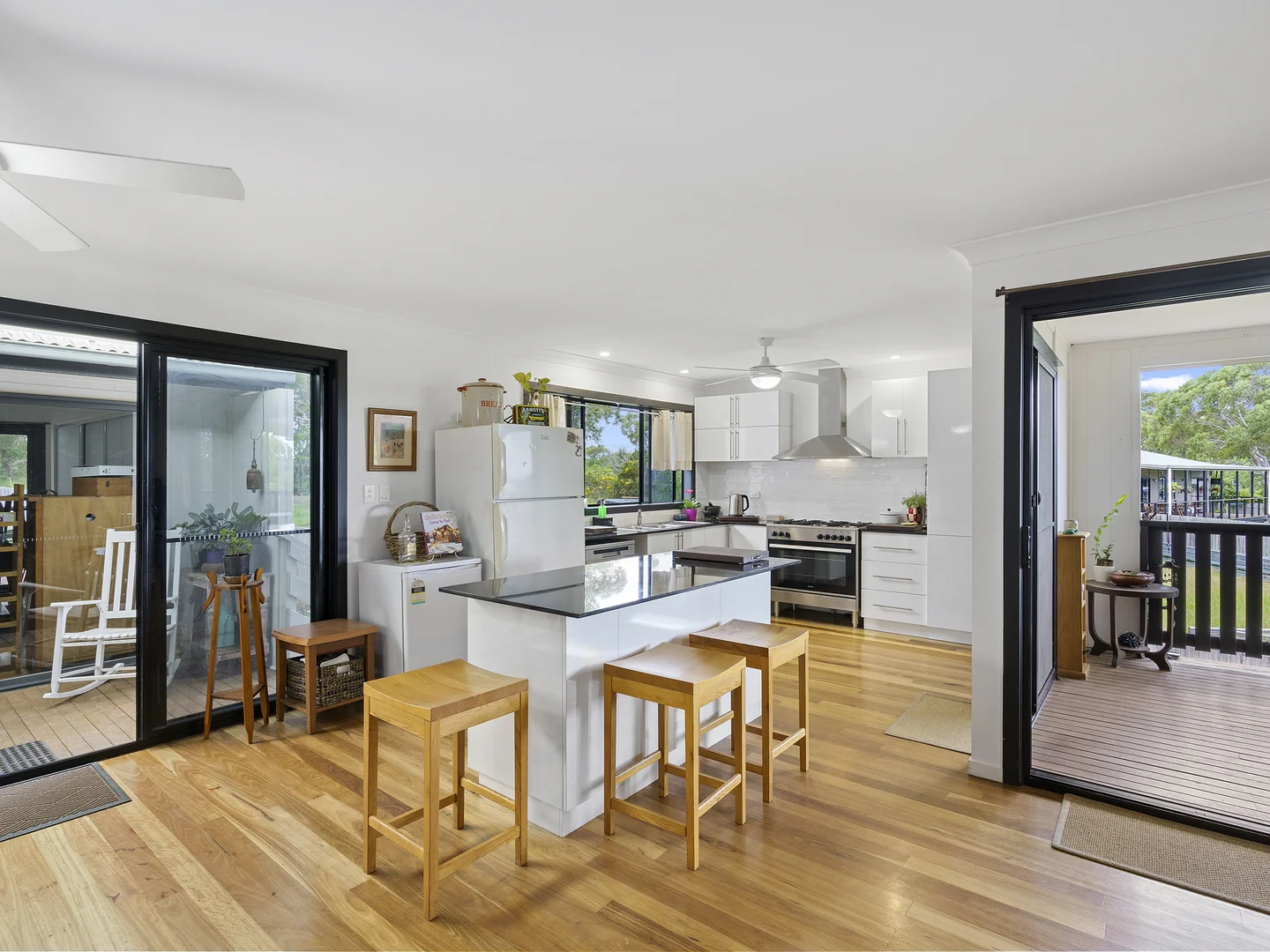 Additional image 2 of 7 James St, Russell Island QLD 4184