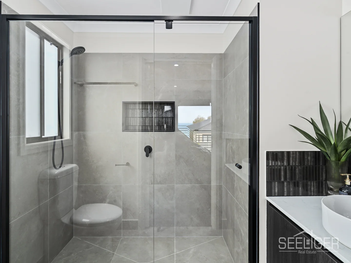 Additional image 7 of 27 Links Street, Yarrawonga VIC 3730