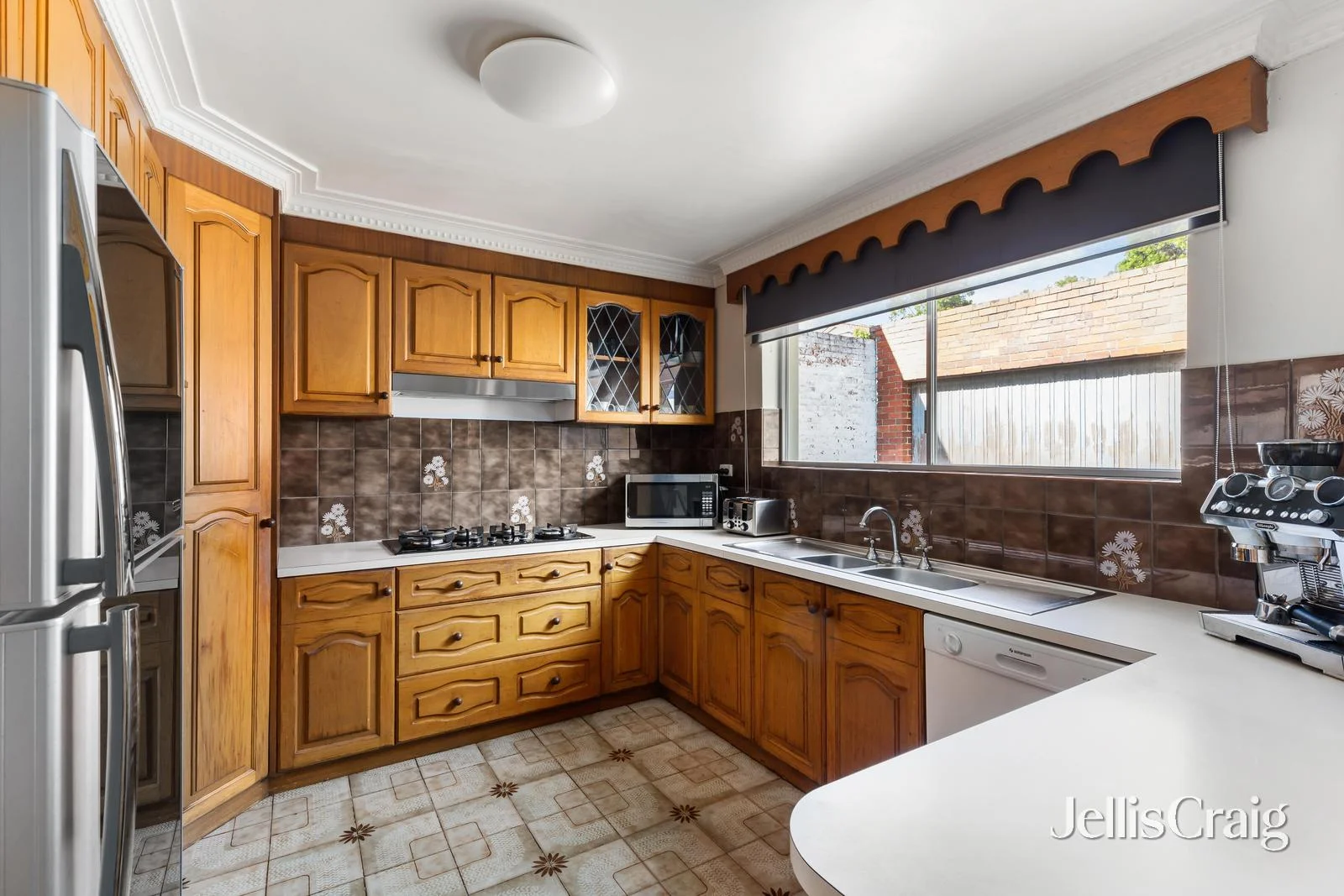 Additional image 5 of 16 Woolcock Avenue, Kew East VIC 3102