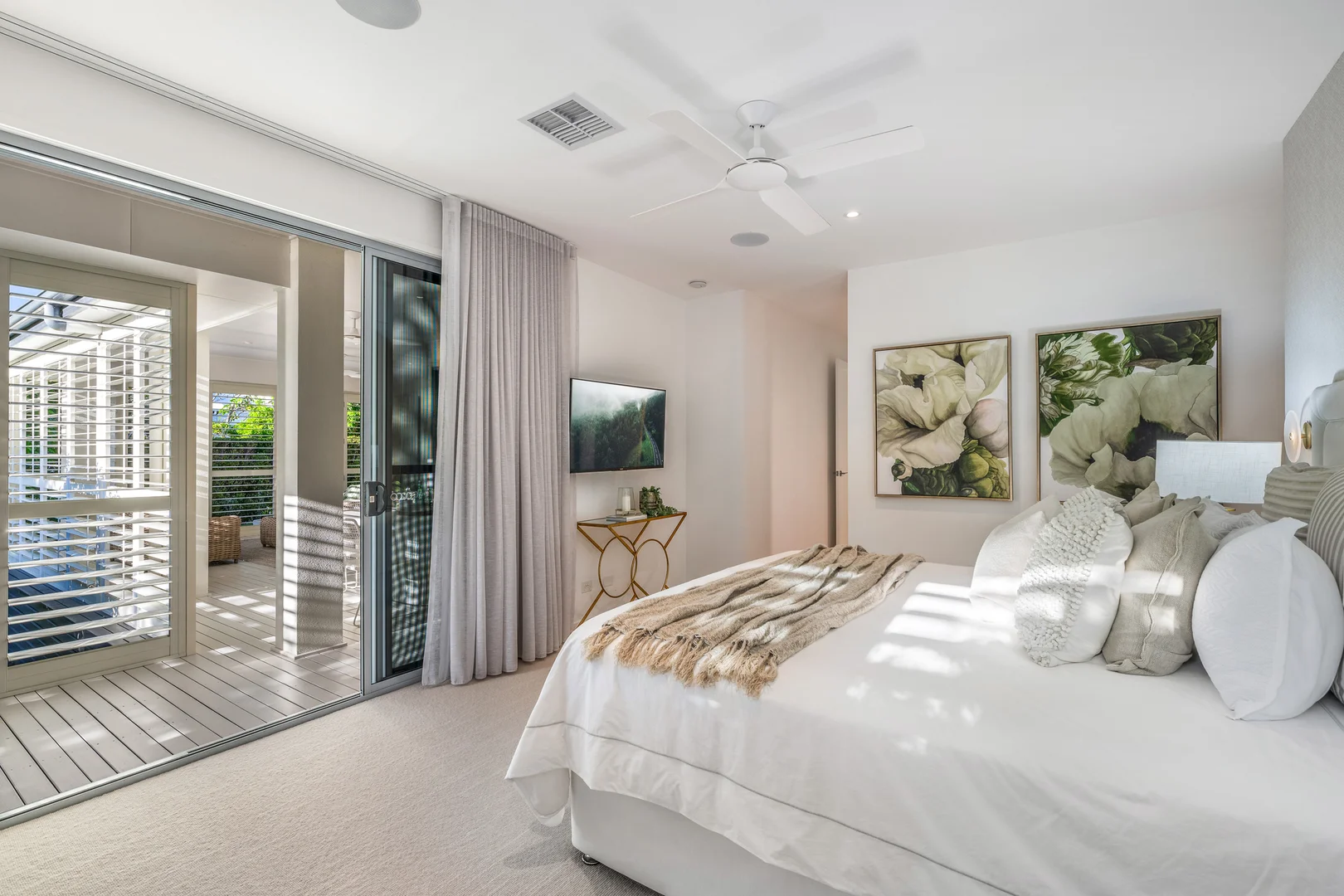 Additional image 16 of 1 Lake Edge Dr, Noosa Heads QLD 4567
