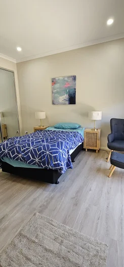 Additional image 16 of Lara VIC 3212