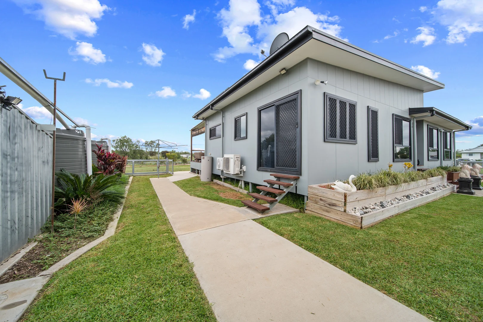 Additional image 19 of 216 Chudleigh Drive, Emerald QLD 4720