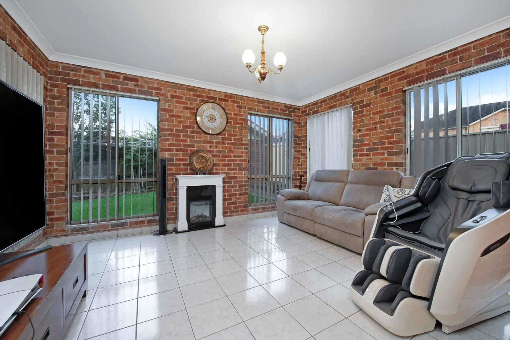 Additional image 6 of 72 Crestview Drive, Glenwood NSW 2768