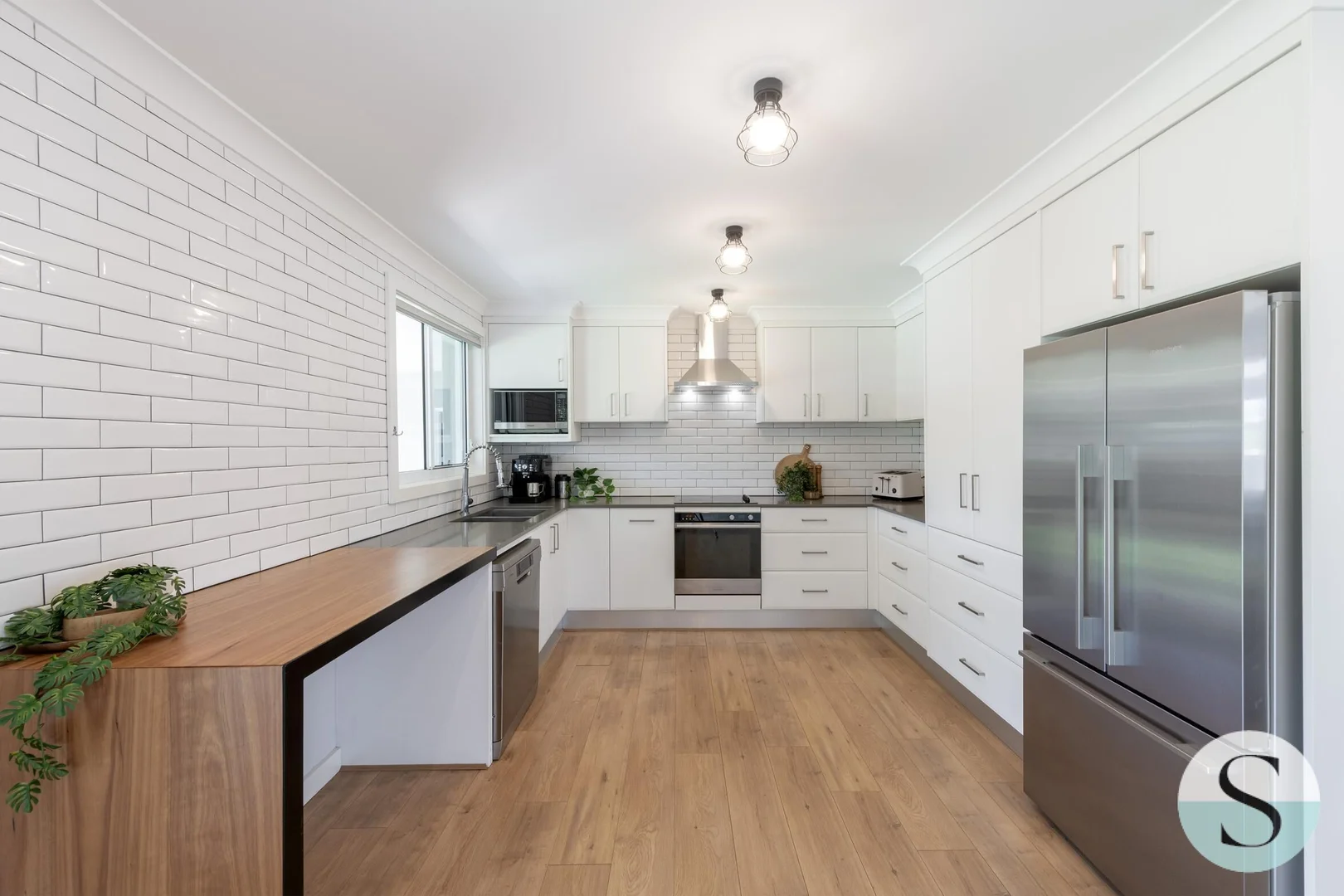 Additional image 9 of 193 Macquarie Grove, Caves Beach NSW 2281