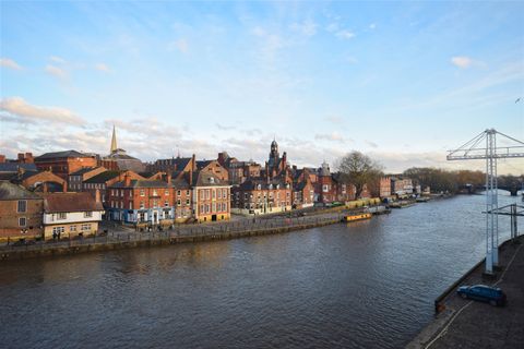 Bridge Street, York YO1