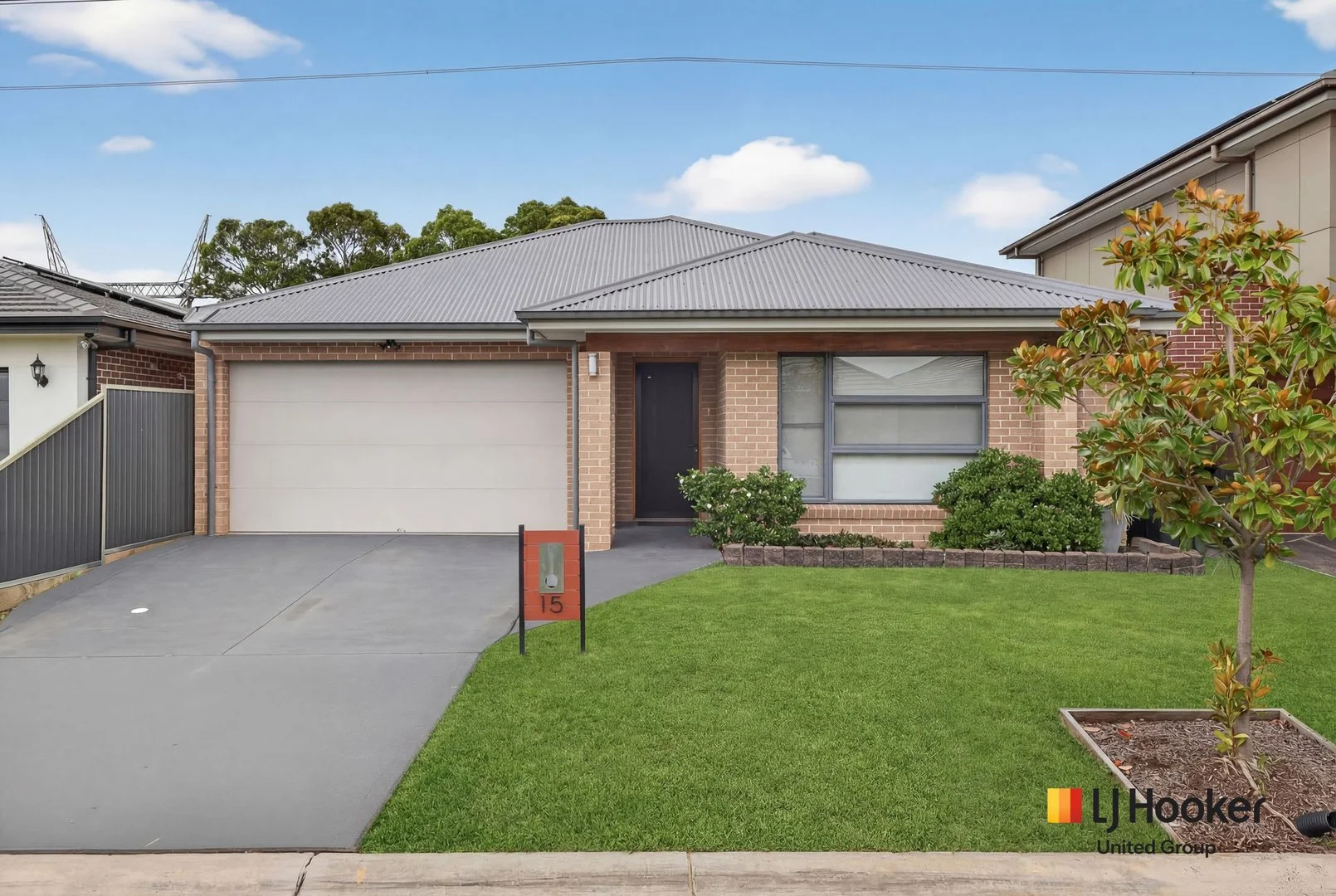 15 Firewheel Circuit, Gregory Hills NSW 2557