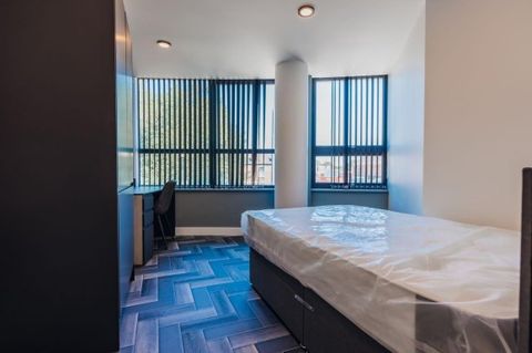 Graduation House, Nottingham, Nottinghamshire NG9, Room to rent
