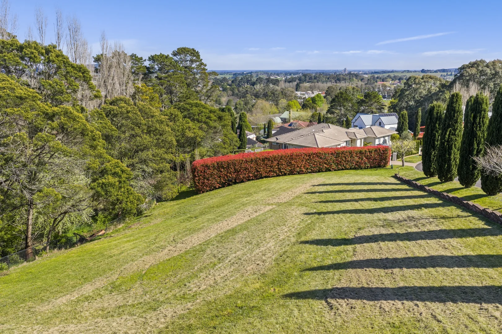 Additional image 2 of 10 Dormie Place, Moss Vale NSW 2577