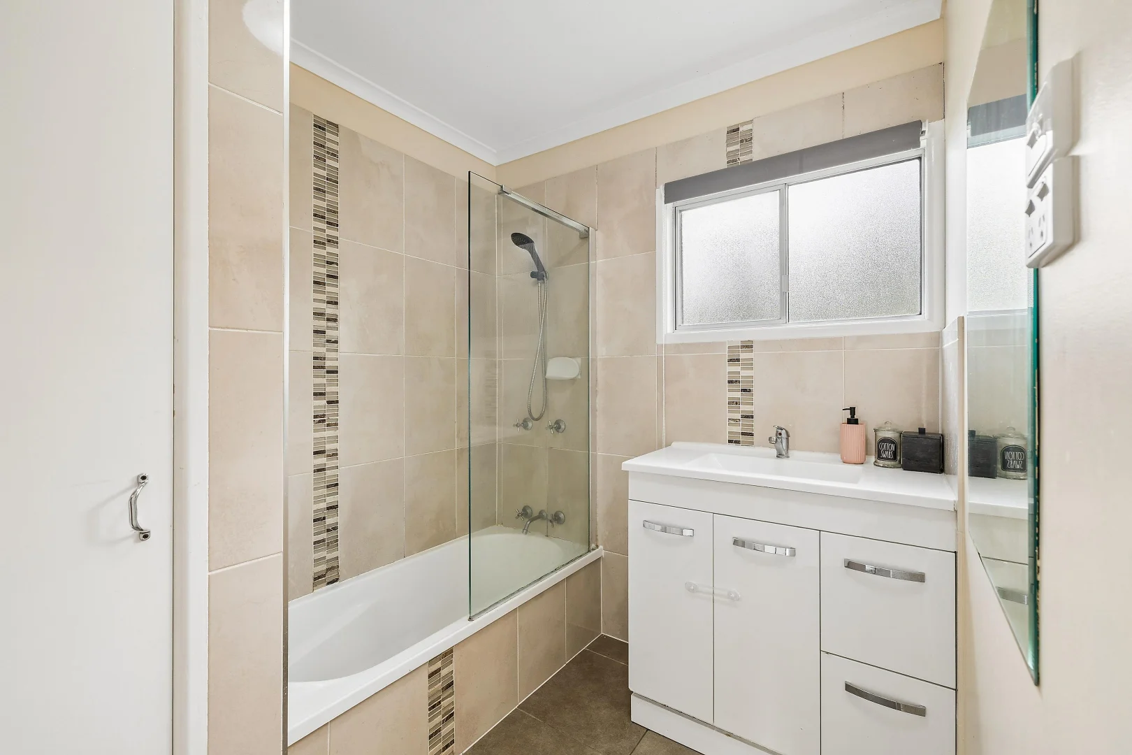 Additional image 8 of 290 Blanchfield Street, Koongal QLD 4701