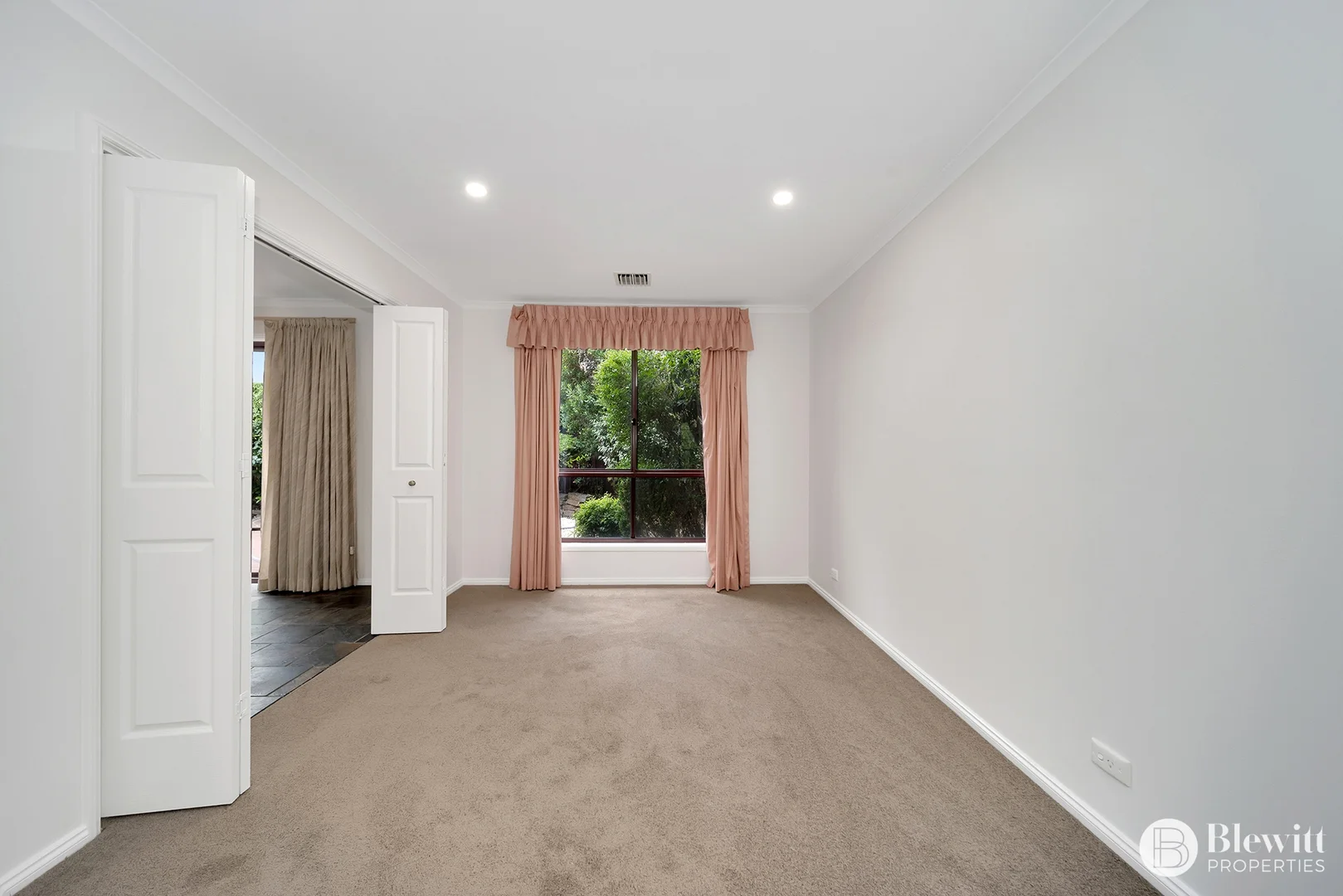 Additional image 4 of 1 Rosewood Glen, Jerrabomberra NSW 2619