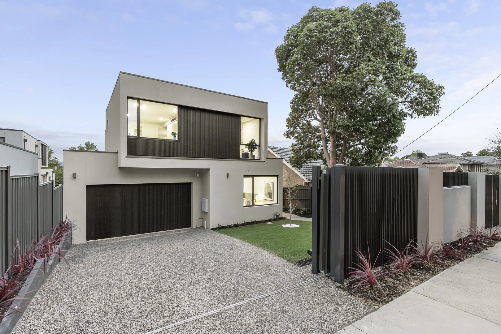 327 Union Road, Balwyn VIC 3103