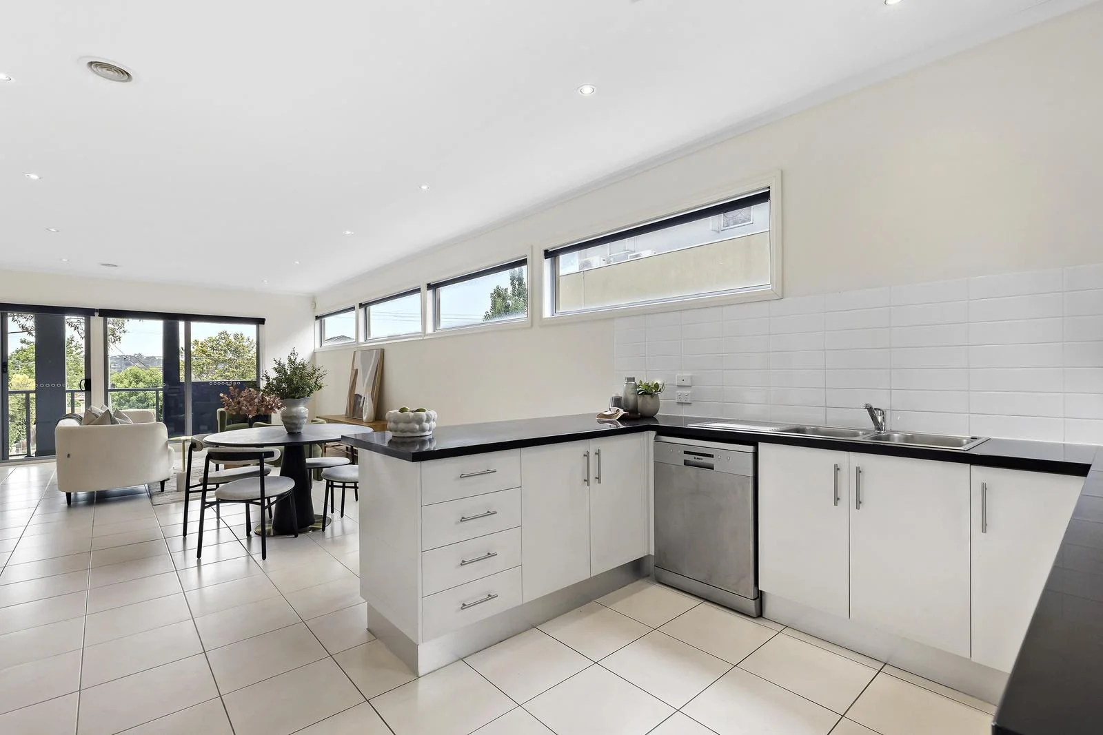 Additional image 8 of 4/218 Lower Plenty Road, Rosanna VIC 3084