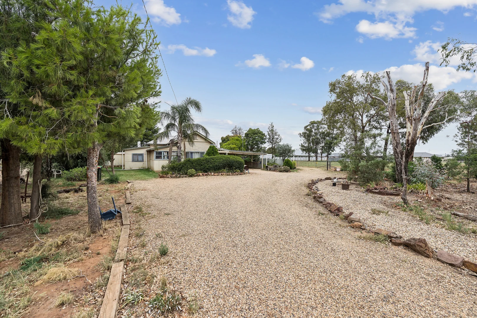 Additional image 20 of 206-214 Green Street, Lockhart NSW 2656