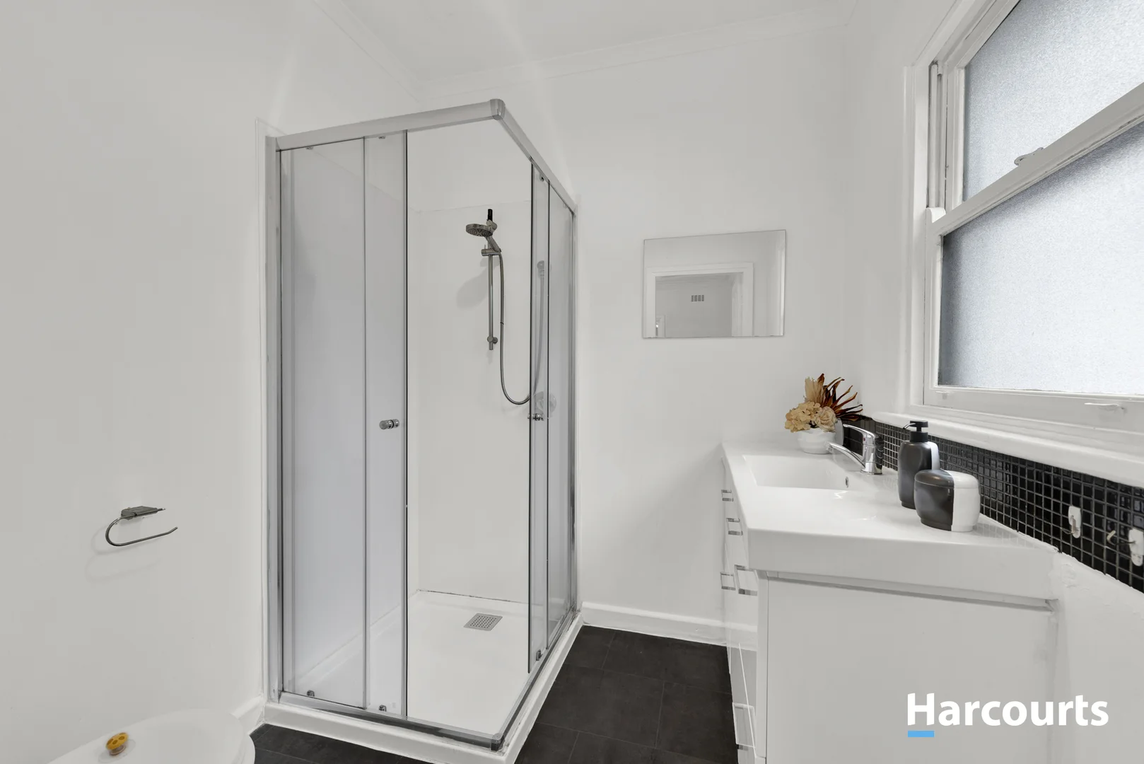 Additional image 11 of 1 Short Street, Vermont VIC 3133