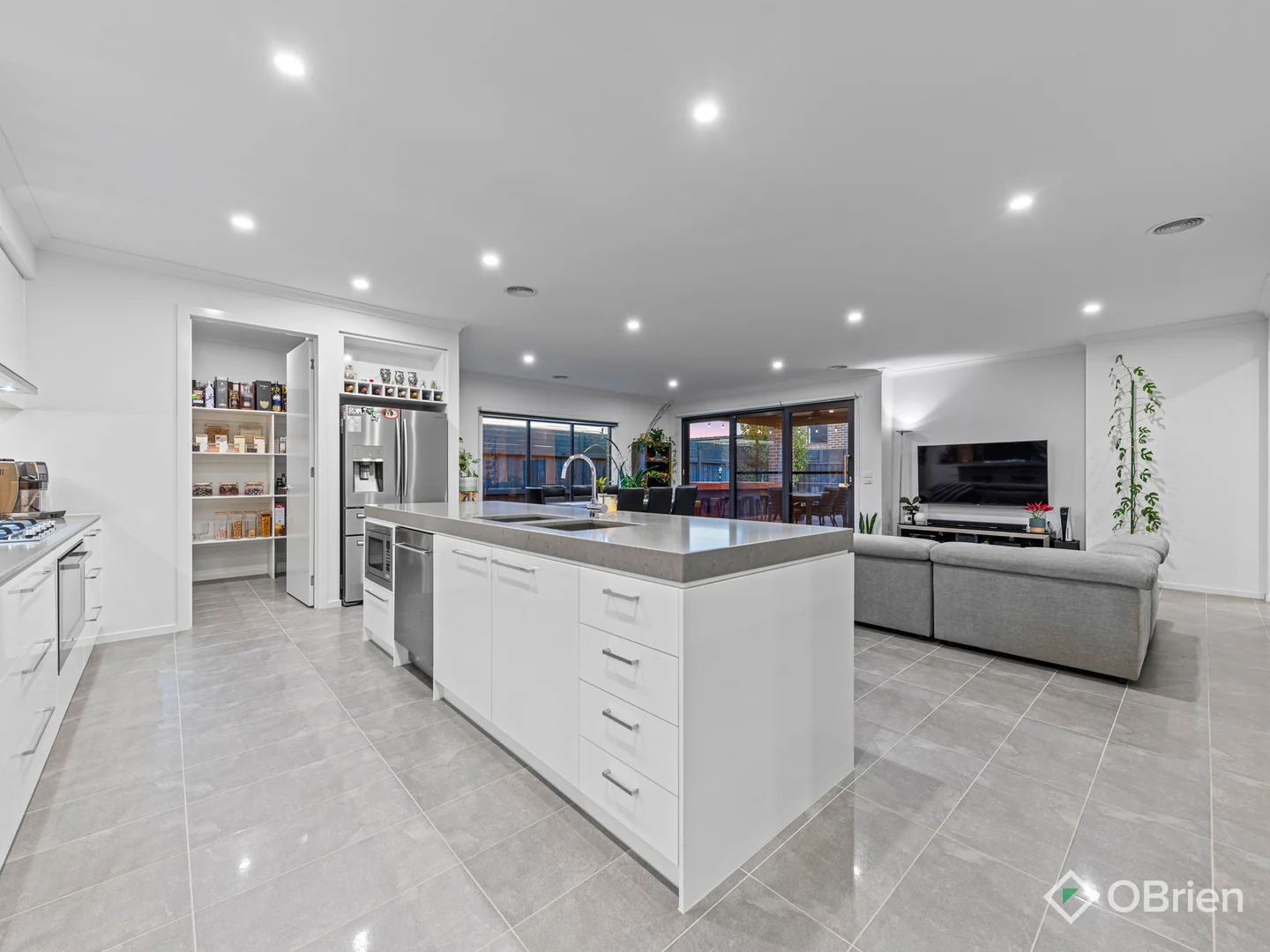 Additional image 9 of 6 McClean Avenue, Clyde VIC 3978