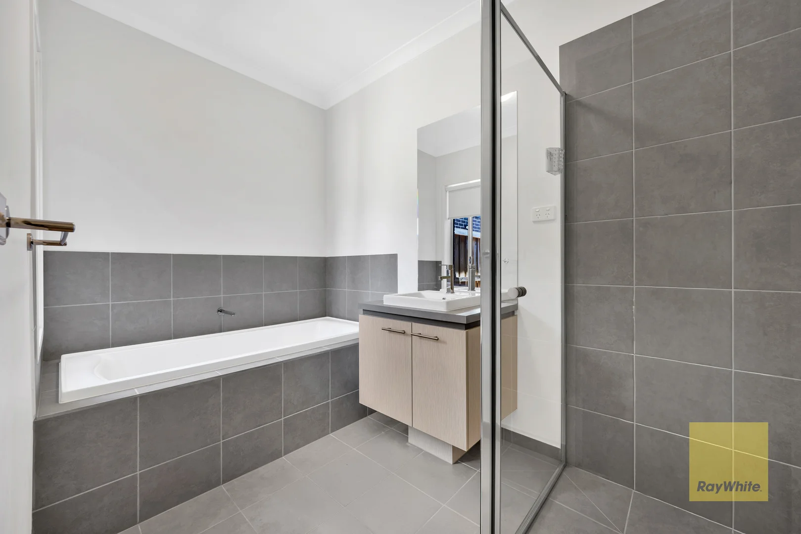 Additional image 11 of 44 Skypac Drive, Truganina VIC 3029