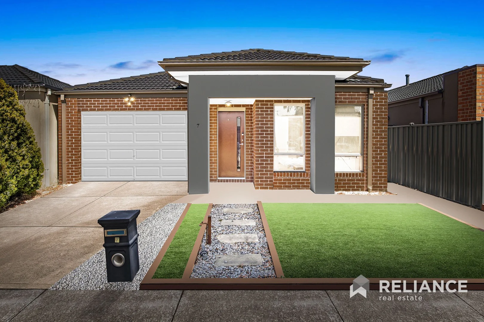 7 Silverbush Way, Truganina VIC 3029
