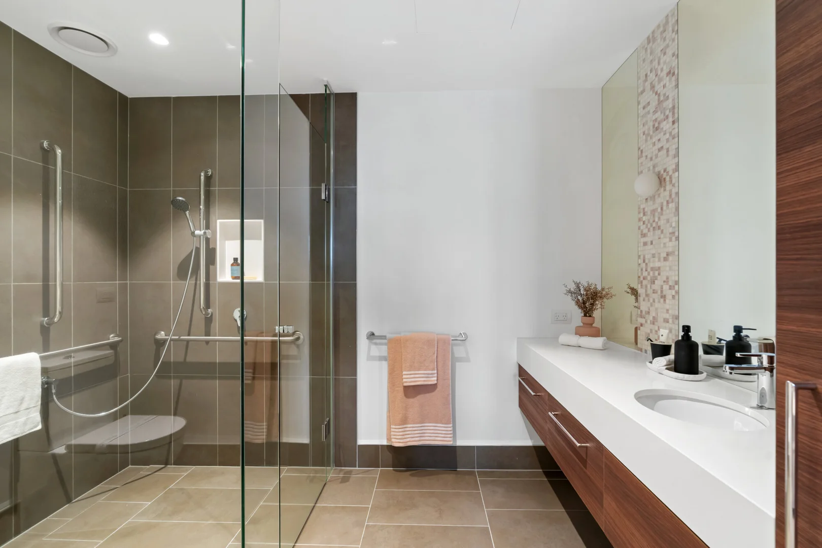 Additional image 5 of 709/500 Drummond Street, Carlton VIC 3053