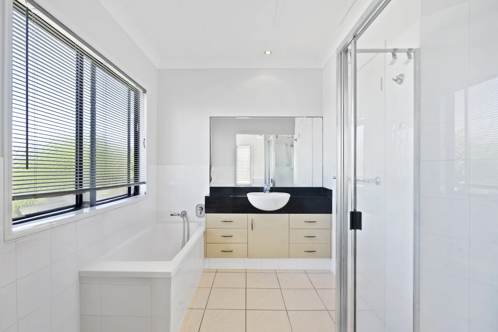 Additional image 16 of 1/18 Ocean Street, Runaway Bay QLD 4216