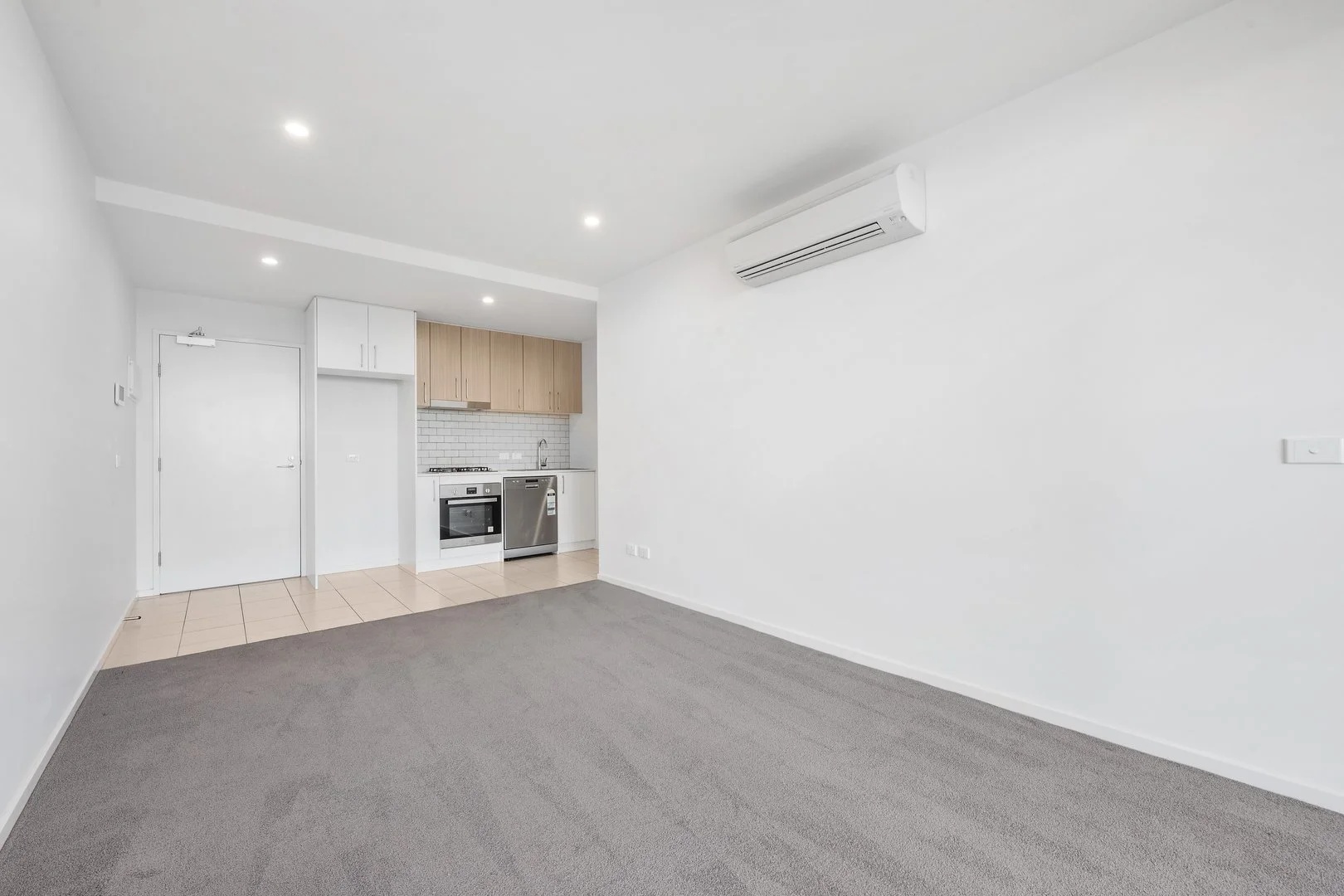 Additional image 9 of 101/2 Hinder Street, Gungahlin ACT 2912