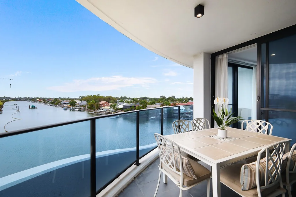5301/5 Harbour Side Court, Biggera Waters QLD 4216