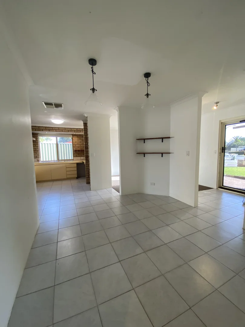 Additional image 5 of 17 Jeavons Place, South Lake WA 6164