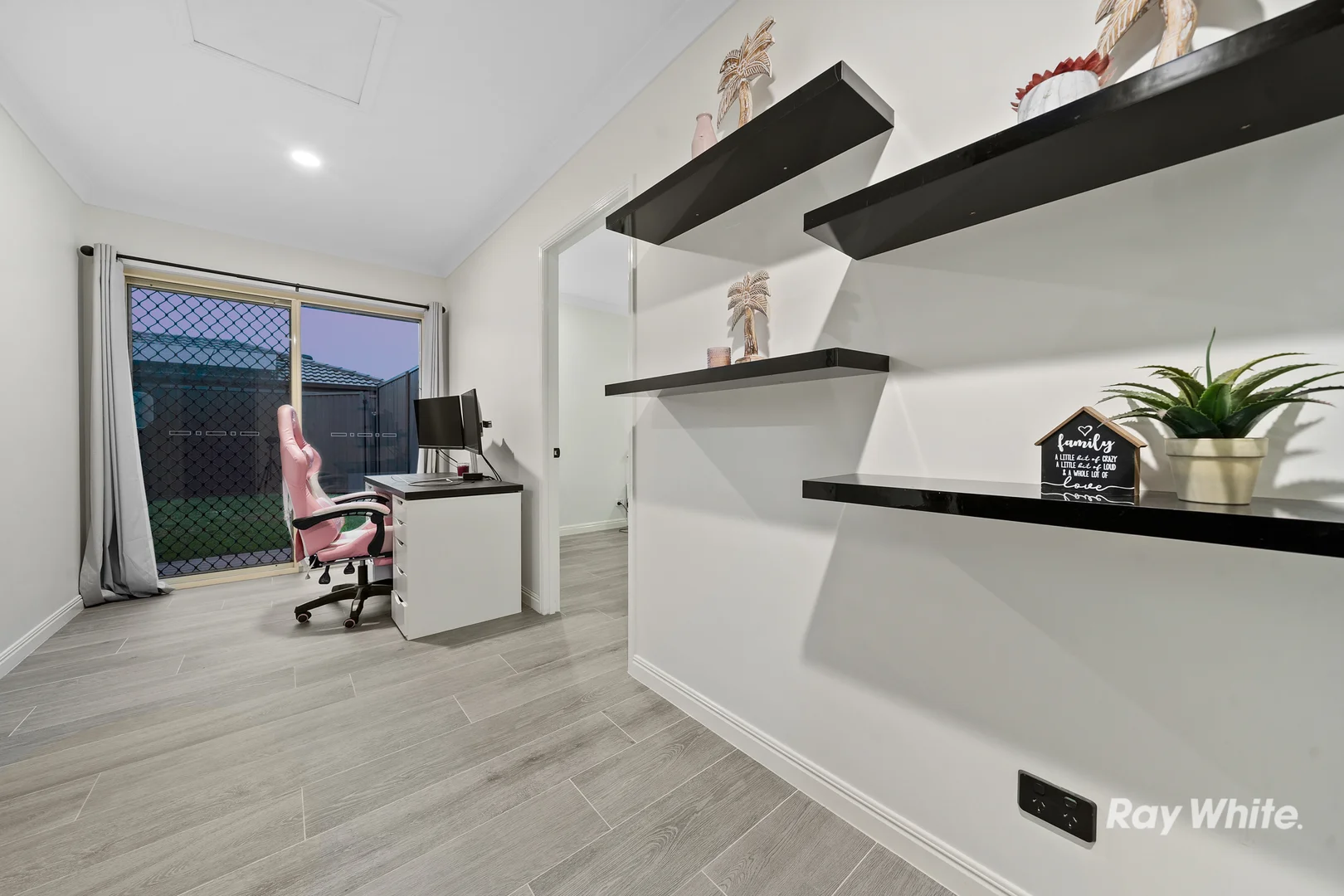 Additional image 19 of 4 Maryland Place, Parkinson QLD 4115