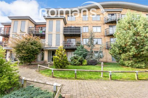Jubilee Square, Reading, Berkshire RG1