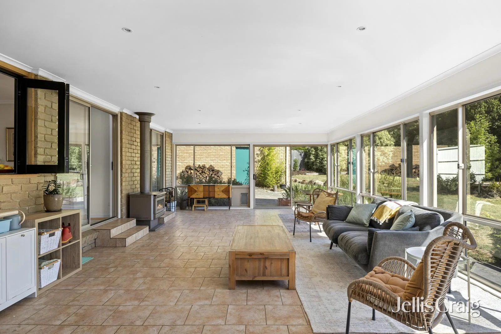 Additional image 3 of 5 Julie Court, Woodend VIC 3442