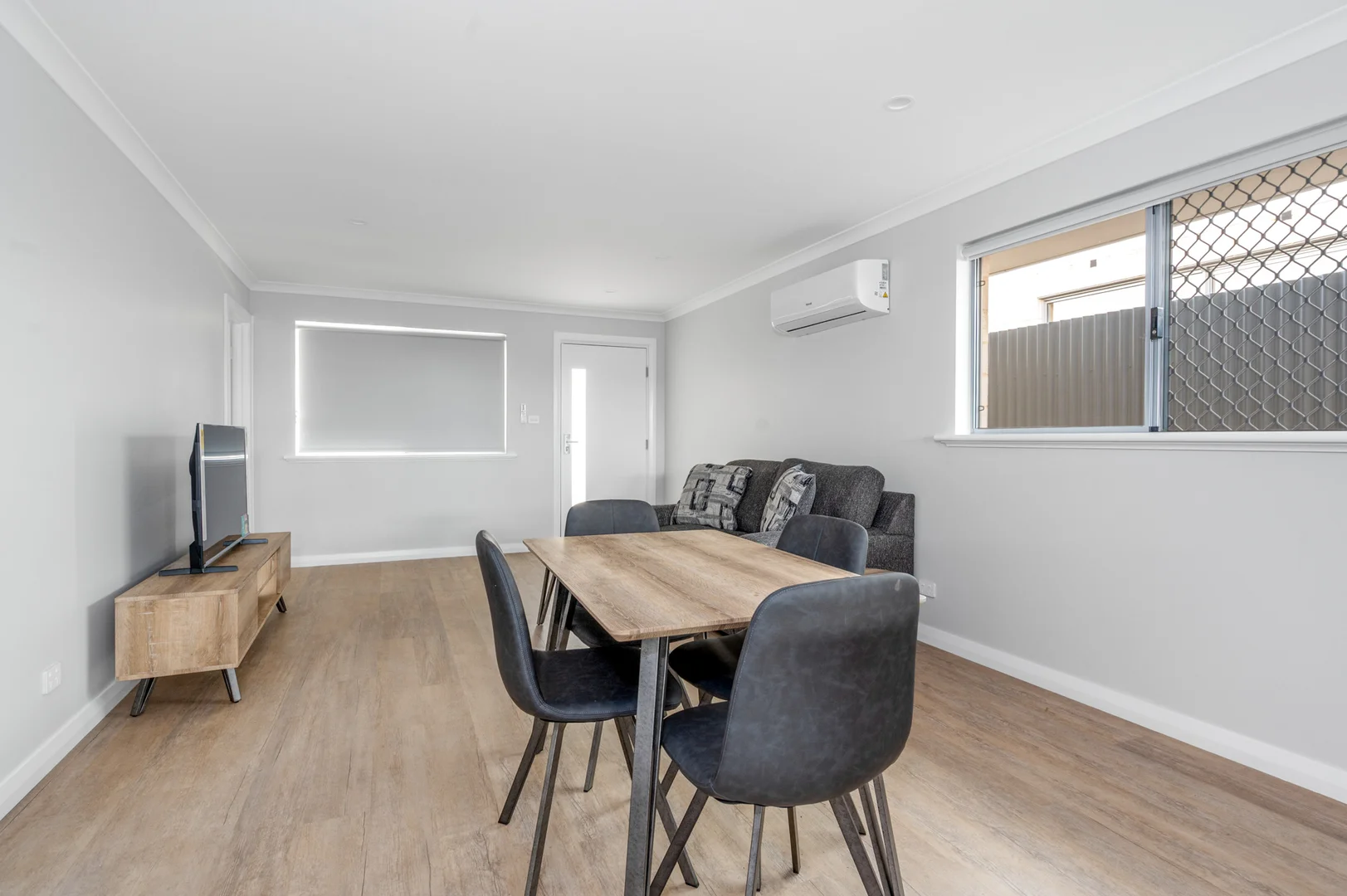 Additional image 2 of U30/38 Great Eastern Highway, Somerville WA 6430